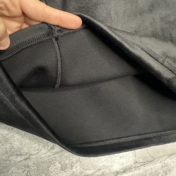 Lululemon Scuba High Rise Mini Skirt Velvet NWT Size Large (BLACK) LW8AL9S - Picture 12 of 15